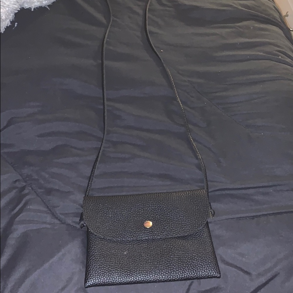 Black side purse!